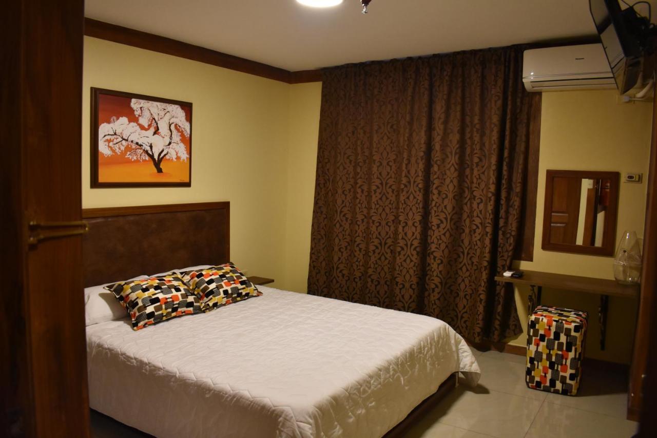 Hotel Bonanza *